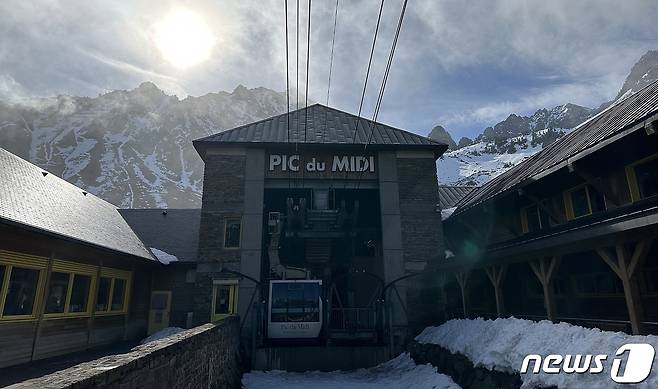 피크 뒤 미디 케이블카 승차장ⓒ News1 윤슬빈 기자