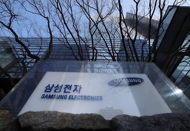 삼성전자가 1분기에 스마트폰 6010만대를 출하, 시장 점유율 20.8%로 시장 1위를 차지했다. /사진=뉴스1