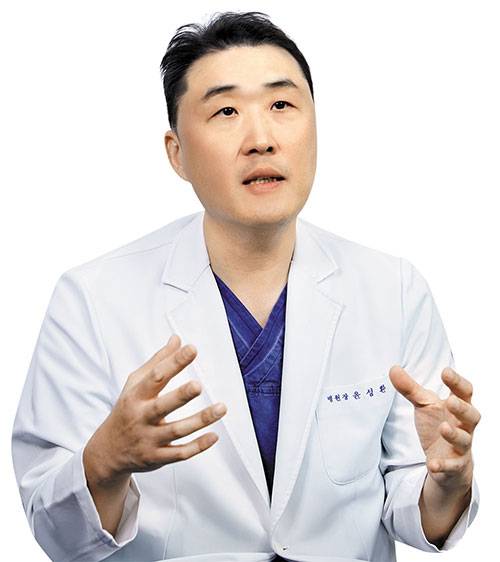 이춘택병원 윤성환 병원장