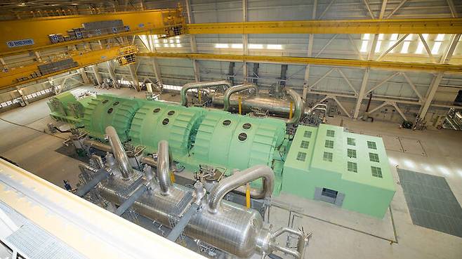 신한울 2호기 터빈룸