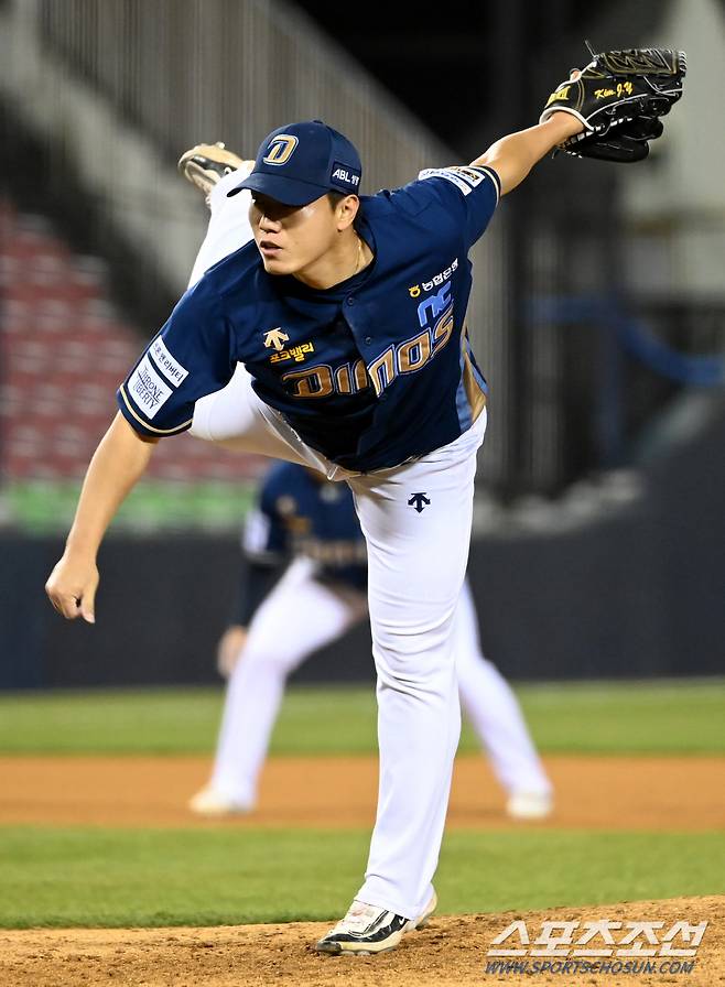 4일 잠실야구장에서 열린 NC와 LG의 경기, NC 김재열이 역투하고 있다. 잠실=허상욱 기자wook@sportschosun.com/2024.04.04/