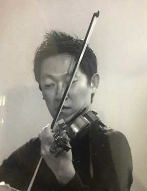 ▲스페인 바야돌리드 초청 리사이틀 중 바이올린 연주 장면