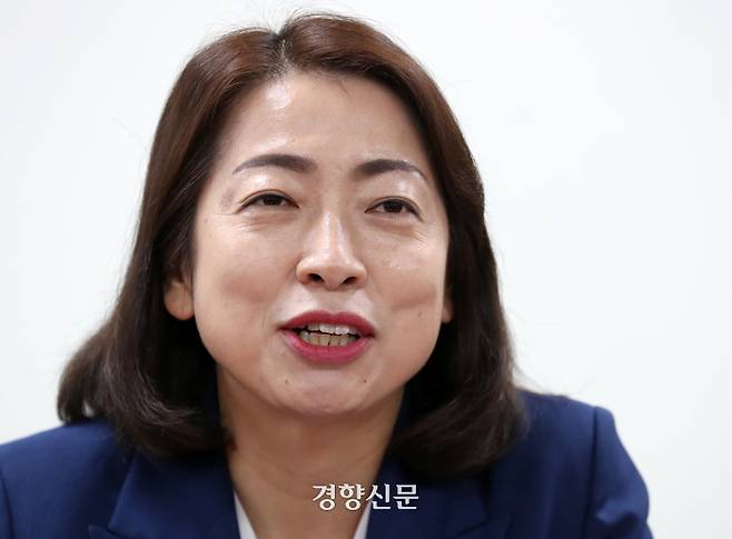 황정아 더불어민주당 대전 유성을 당선인이 22일 국회 의원회관에서 경향신문과 인터뷰하고 있다. 박민규 선임기자