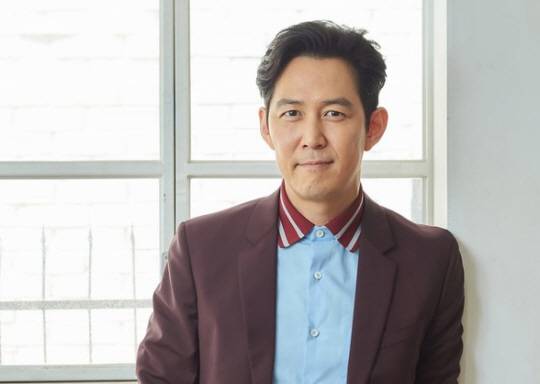배우 이정재
