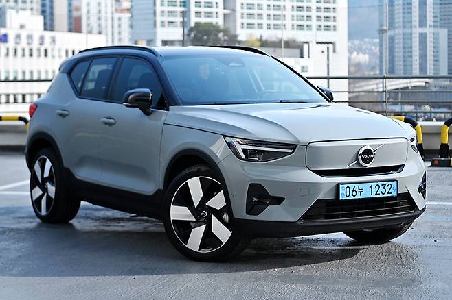 볼보 XC40 리차지. 김학수 기자