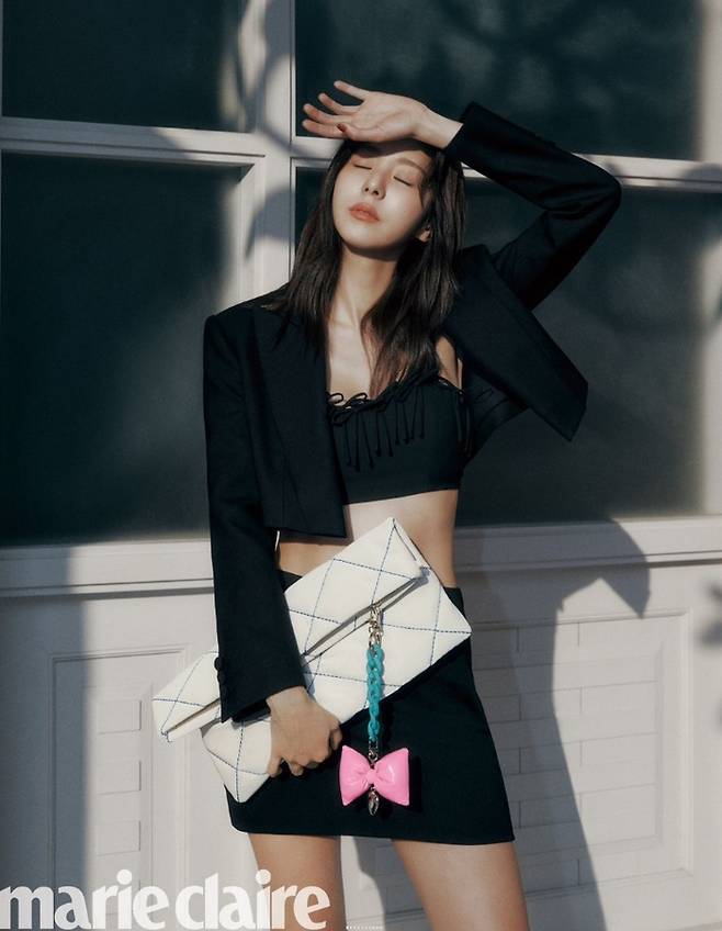 가수 겸 배우 유이. 사진 | 마리끌레르