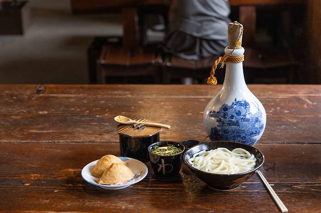 다카마츠 우동. [두경아]