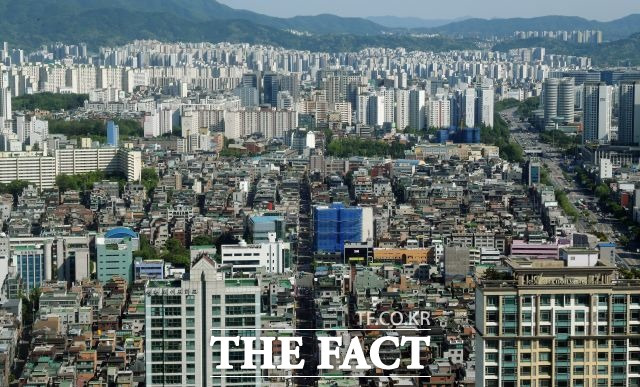 전세사기 피해자에 대한 선(先)구제 방안을 두고 정부와 피해자 단체·야당이 의견차를 보이고 있다. /더팩트 DB