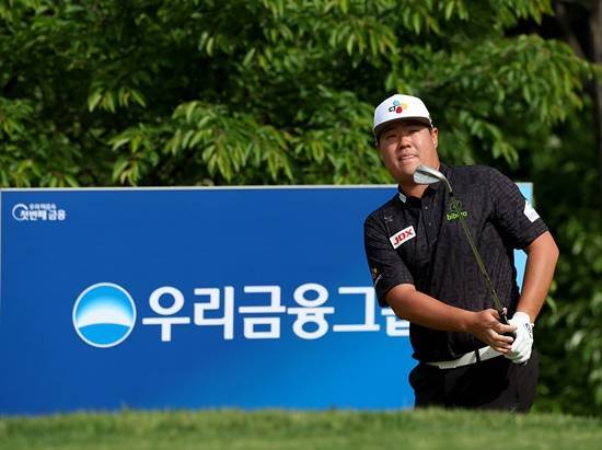 연습라운드에 나선 임성재.&nbsp; &nbsp;사진=KPGA 제공