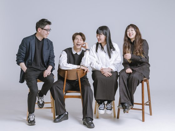 왼쪽부터 절창4 음악감독을 맡은 박승원, 국립창극단원 조유아·김수인, 임지민 연출. 사진 국립극단