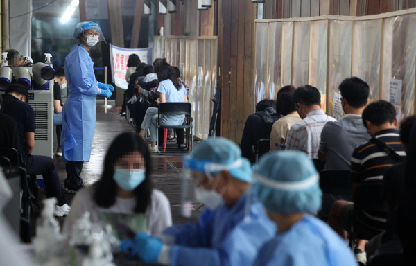 2022년 당시 코로나19 선별진료소 모습. 사진은 기사 내용과 직접적인 관련이 없음. 연합뉴스