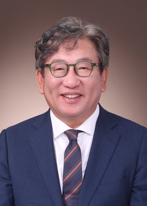 김상협 위원장