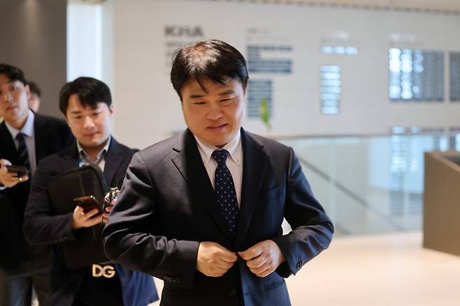 임현택 차기 대한의사협회(의협) 회장이 지난 14일 대한의사협회 비상대책위원회 제8차 회의에 참석하고 있다. 강경파인 임 회장의 임기는 5월 1일부터 시작된다. 연합뉴스 제공