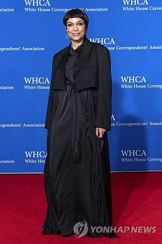 WHCA Dinner Red Carpet
