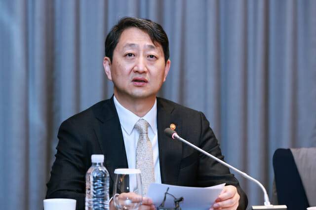 안덕근 산업통상자원부 장관