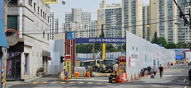 지난 26일 서울 마포구 공덕동 '마포자이힐스테이트' 공사현장 1번 게이트./조은임 기자