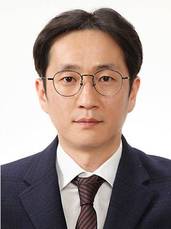 [진주=뉴시스]경상국립대 법학과 박신욱 교수.(사진=경상국립대 제공).2024.04.29.photo@newsis.com *재판매 및 DB 금지