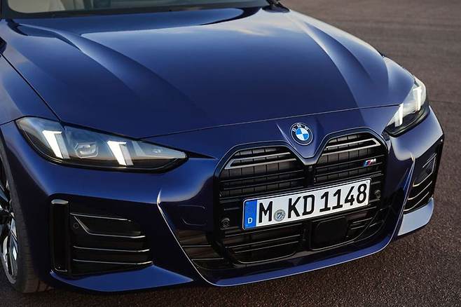 4시리즈 부분 변경 모델 정면