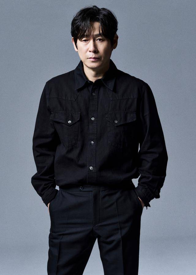 '지천명 아이돌'이라는 수식어의 소유자 설경구는 두터운 팬층을 보유하고 있다. CJ ENM 제공