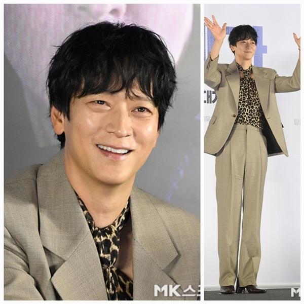 강동원은 남다른 패션 감각을 선보이며 등장, 흑미남의 면모를 드러냈다. / 사진 = 천정환 기자