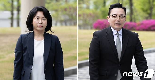 ‘공직선거법 위반’ 혐의로 불구속 기소된 더불어민주당 이재명 대표의 배우자 김혜경 씨와 '경기도 법카 유용 의혹' 제보자 조명현 씨가 22일 오전 경기 수원시 영통구 수원지방법원에서 열린 3차 공판에 출석하고 있다. 2024.4.22/뉴스1 ⓒ News1 이재명 기자