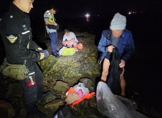 2023년 10월 충남 보령 대천항에서 중국인 22명이 집단 밀입국을 시도하다 검거됐다. 해양경찰청