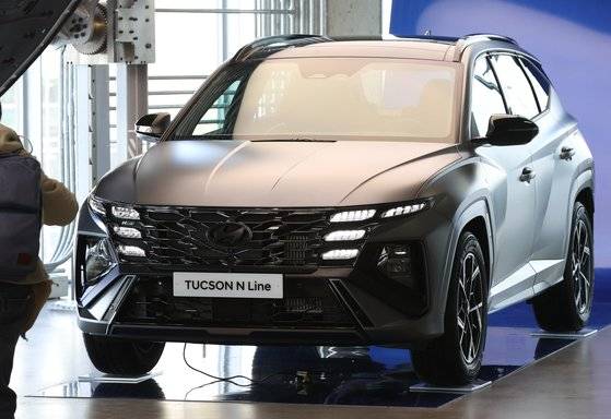 현대차가 지난해 12월 서울 강남구 현대 모터스튜디오에서 발표한 '더 뉴 투싼'. 미 시장에선 올해부터 판매가 시작될 예정이다. 연합뉴스