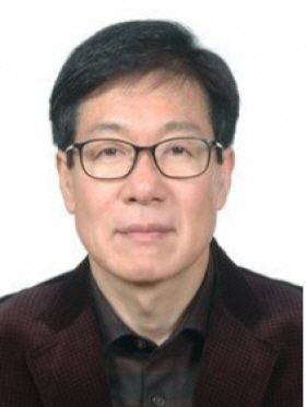 2기 자경위원장으로 내정된 부산외대 김철준 교수