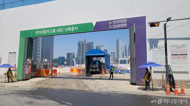 3일 오전 10시쯤 서울 강남구 삼성동 글로벌비즈니스센터(GBC) 건설현장./사진=김도균 기자