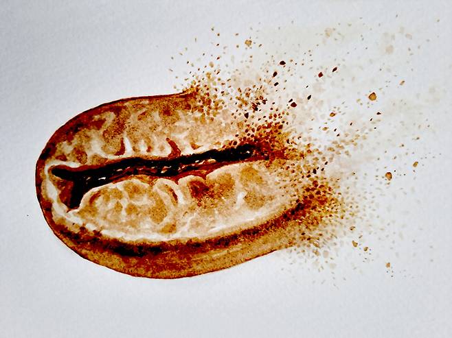 유사랑 화백이 커피추출액을 물감처럼 사용해 ‘빈리스 커피’를 원두가 사라져 가는 이미지로 표현한 작품.