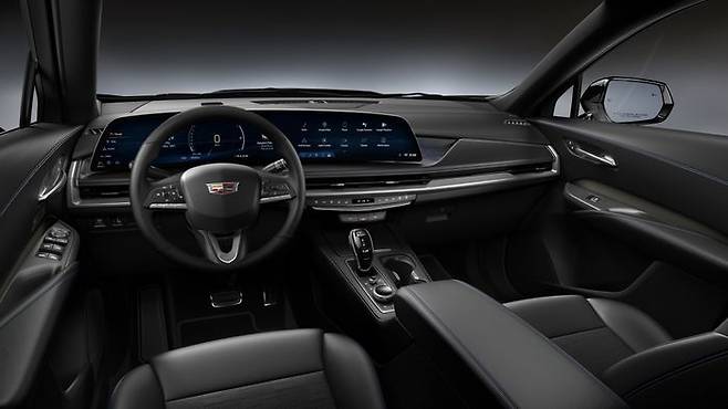 캐딜락 뉴XT4 내부 ⓒ캐딜락