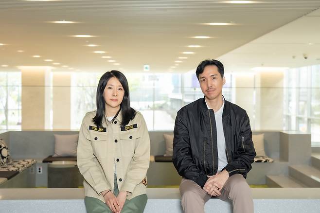 엠넷 ‘커플팰리스’ 이선영 CP(왼쪽)와 정민석 PD. 사진 | 엠넷