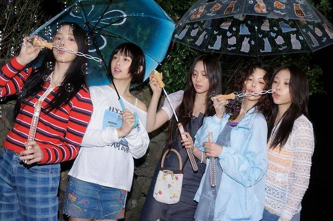 [서울=뉴시스] 뉴진스. (사진=어도어 제공) 2024.05.06. photo@newsis.com *재판매 및 DB 금지