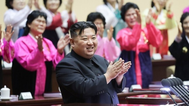 지난해 12월3일 김정은 북한 국무위원장이 11년 만에 열린 전국어머니대회에 직접 참석했다. 연합뉴스