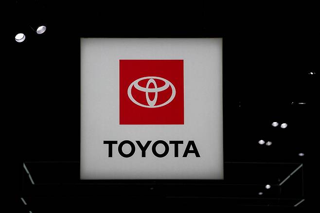 일본 토요타자동차가 일본 상장 기업 중 처음으로 영업이익 5조엔을 넘어섰다. /로이터=뉴스1