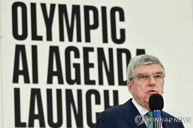 지난 4월 IOC AI 어젠다를 발표하는 토마스 바흐 IOC 위원장  [AFP=연합뉴스 자료사진]