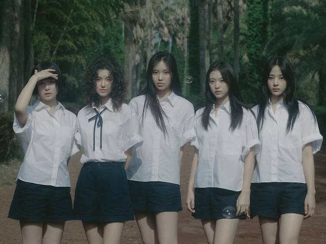 뉴진스. 왼쪽부터 하니, 다니엘, 혜인, 해린, 민지(사진=어도어)