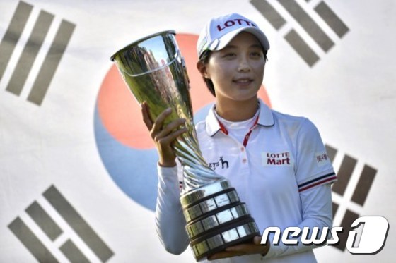 2014년 만 19세의 나이로 LPGA투어 메이저대회 에비앙 챔피언십을 제패했던 김효주. ⓒ AFP=News1