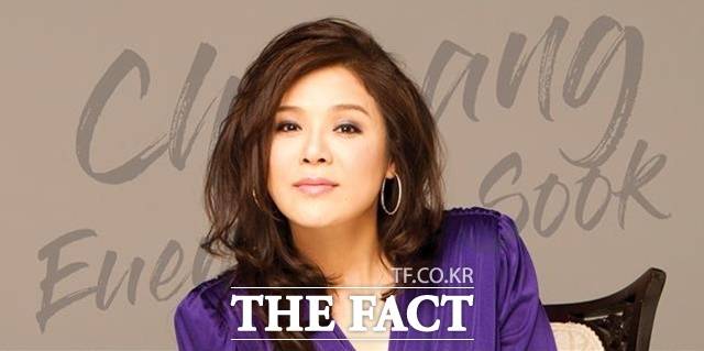 가수 장은숙은 호소력 짙은 허스키 보이스가 돋보이는 가수다. 1978년 4월 데뷔이후 '춤을 추어요'와 후속곡 '못잊어', '당신의 첫사랑' 등이 히트하며 일약 스타덤에 올랐다. /더팩트 DB