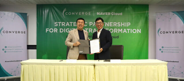 네이버클라우드가 ‘컨버지 ICT 솔루션즈’와 필리핀 디지털전환을 위한 업무 협약을 체결했다.(왼쪽부터)컨버지 데니스 앤서니 위 CEO 겸 설립자, 네이버클라우드 김유원 대표 (사진=네이버클라우드)