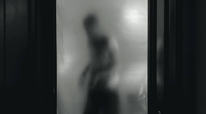다른 존재의 시선으로 인간을 바라보는 이야기는 결국 인간의 의미를 되묻는다.[사진=펙셀]