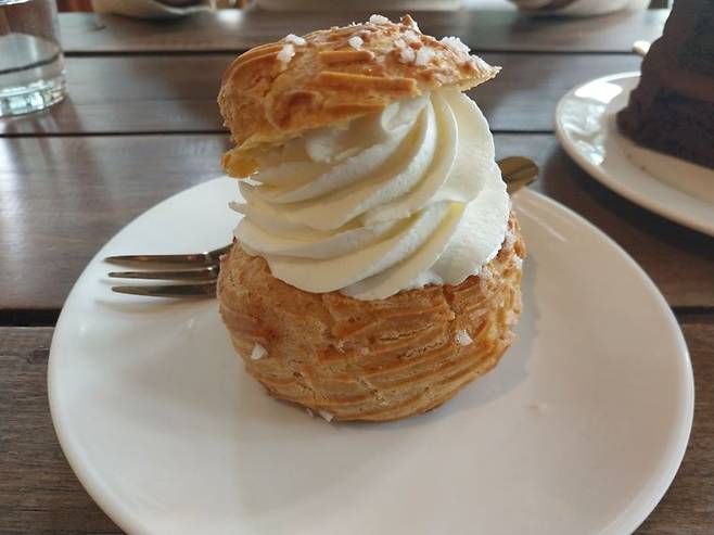 폴라 카페 디저트.