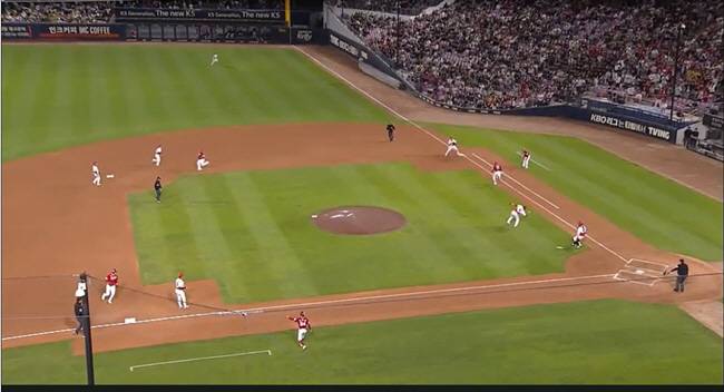 에레디아의 주루 장면. 사진=티빙 중계화면 캡쳐