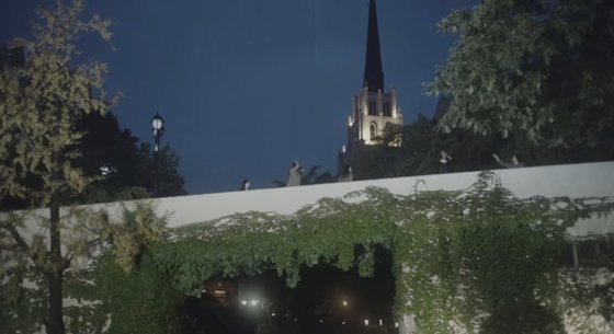 뉴진스 Ditto 뮤직비디오에 나온 반지길의 제일교회와 청라언덕길. [사진 뉴진스 유튜브 캡처]