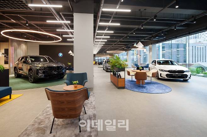 BMW 코리아의 공식 딜러사인 도이치 모터스가 경기도 남양주시 다산동에 BMW 남양주 통합센터를 새롭게 오픈했다.(사진=BMW코리아)