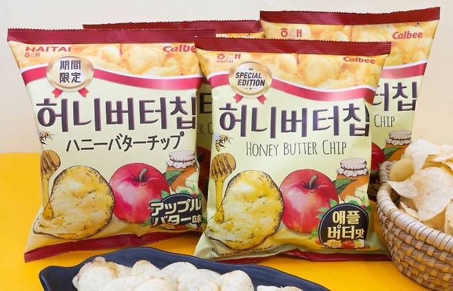 한국과 일본에 동시 출시된 '허니버터칩 애플버터맛' /사진=해태제과