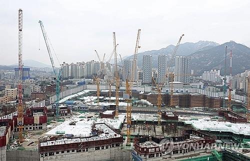 공사비 급등에 공사가 중단된 한 사업장 모습. 연합뉴스
