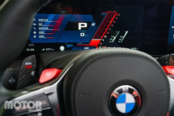 BMW XM 레이블 레드 사진 모터매거진 최재혁 기자