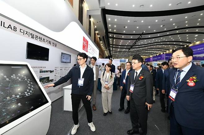 지난해 세계국가유산산업전 모습  [문화재청 제공. 재판매 및 DB 금지]