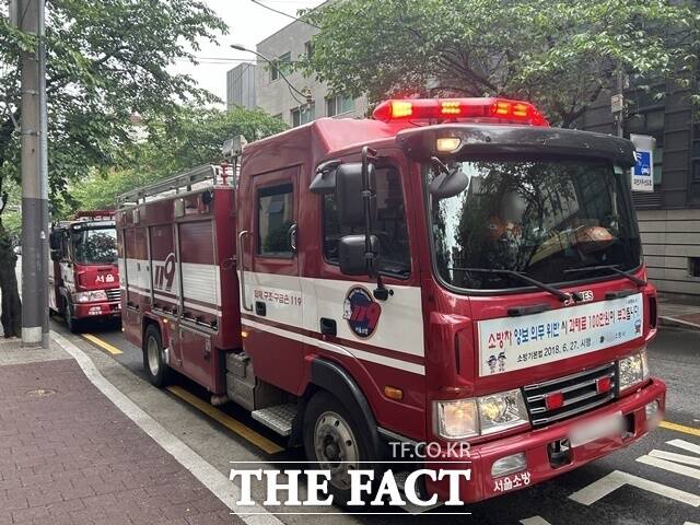 대체공휴일인 5월 6일 오후 서울시의 한 오피스텔에서 화재경보가 울려 관할 소방서에서 현장으로 출동했지만, 소방안전관리자 연락처는 공란이었다. /독자 제공